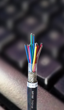 计算机电缆